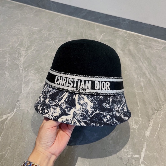 2023.10.02 105 Dior New Autumn/Winter Woolen Hat, 100% Wool Fabric% Celebrity Style, Head Circumference 57cm Black Grey Two Colors
