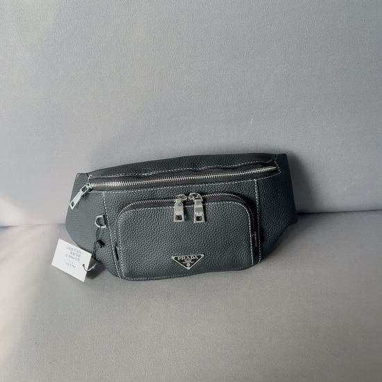 2023.11.06 P180 Prada Waistpack Classic Cowhide Chest Bag Men's and Women's Crossbody Bag Classic Logo Paired with Original Factory Craft Material Casual Versatile Crossbody Bag adopts exquisite inlay craftsmanship, and the actual product is photographed 