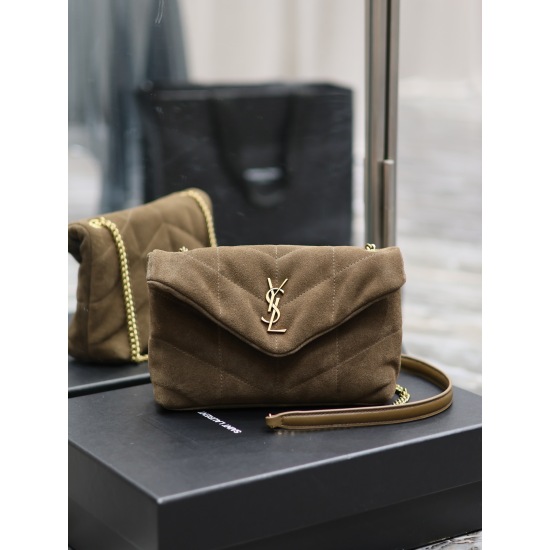 20231128 batch: 650 coffee gold buckle frosted leather Loulou buffer mini_ Mini crossbody bag is coming! The whole bag is made of soft Italian sheepskin, paired with Y family diagonal stripe stitching technology. It has a soft texture front flap bag, pair