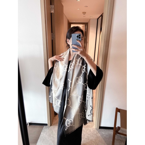 2023.10.05 28 Autumn and Winter New Cut Cotton Gradient Style Soft and Delicate Hand Feel Big G This is a Scottish Style - Double sided Heavy Work Super Warm Big Shawl Multi functional ⚠ The export order was originally ordered, but was detained for unknow