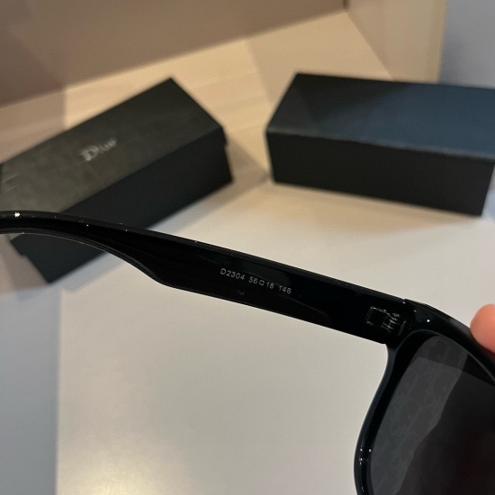 220240401 95 Dior Men's and Women's Sunglasses: Full of three-dimensional effect High definition lenses. Novel. Excellent texture and versatile. Simple