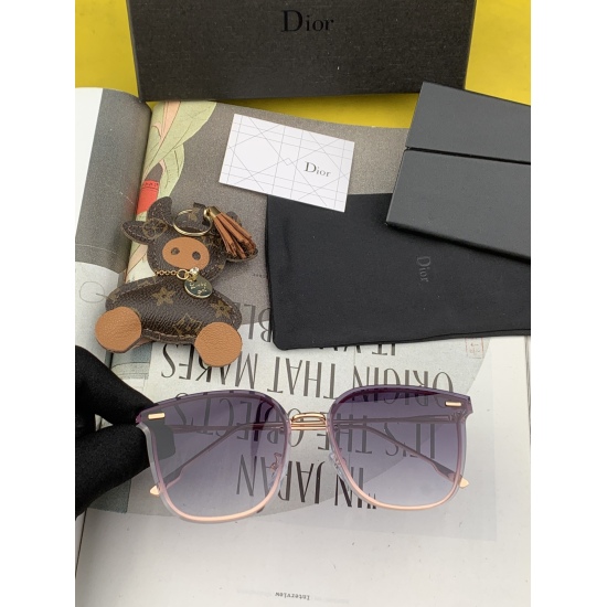 220240401 P80 DIOR 2024 New Women's Square Sunglasses Driving Sunglasses New Metal Frameless Sunglasses Fashionable, Comfortable, Lightweight, Exquisite, Luxury, Ultra Light Model: D4170