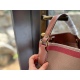 2023.11.17 205 No Box Size: 25 * 34cmbur Canvas Bucket Bag Shoulder strap can be adjusted in length and can be carried on one shoulder, especially suitable for autumn and winter!