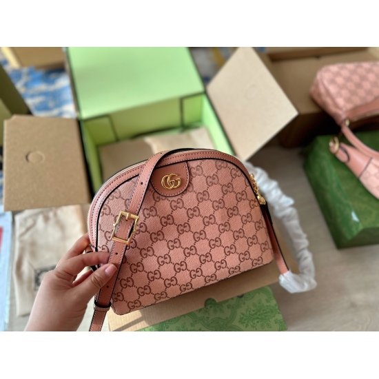 2023.09.03 195 box size: 24 * 20cmGG Ophidia shell pack! The pink craftsmanship presents a classic and heartwarming feeling! Classic! An irresistible one! The capacity is appropriate!