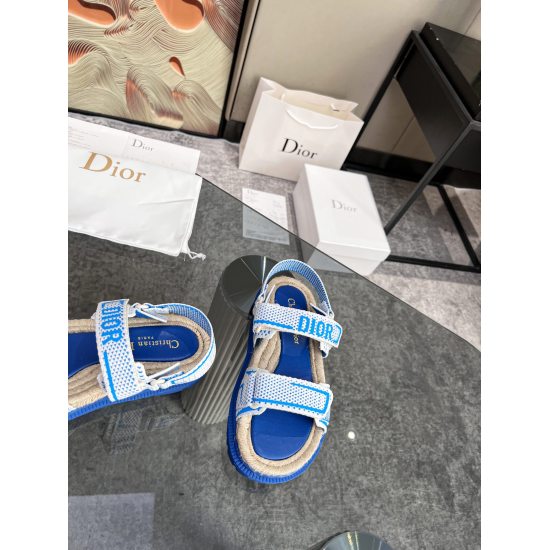 2024.01.05 Dior 2022 Summer Latest Velcro Hemp Bottom Sandals New Summer Colors! The original replica is super durable and versatile, making it very comfortable to wear, slimming and whitening. The shoe upper is made of original customized materials. Size