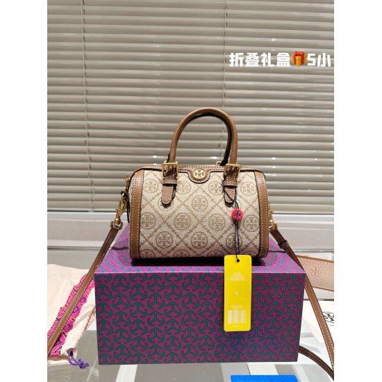 2023.11.17 Folding Gift Box P235 Small Tory Burch Pillow Bag - The latest design of the counter, the pillow bag, original single mold opening, customized original single hardware, imported fabric, super good hand feel, and more wear-resistant! Liangze Har