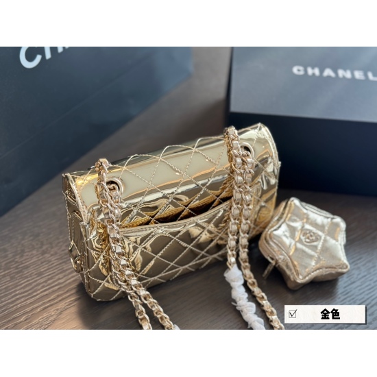 245 box size: 20 * 14cm, Xiaoxiangjia 24C patent leather, this is really beautiful! Jin is just right, not too flashy, not too flamboyant, very good at pretending! ⚠️ And there are also little stars ⭐ Oh!