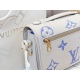280 box with upgraded cowhide size: 21 * 13cmL, new home style small postman Metis, come here! The perfect sized LV messenger bag is here, with a super high usage rate! Cute and lovely finally!! Out!