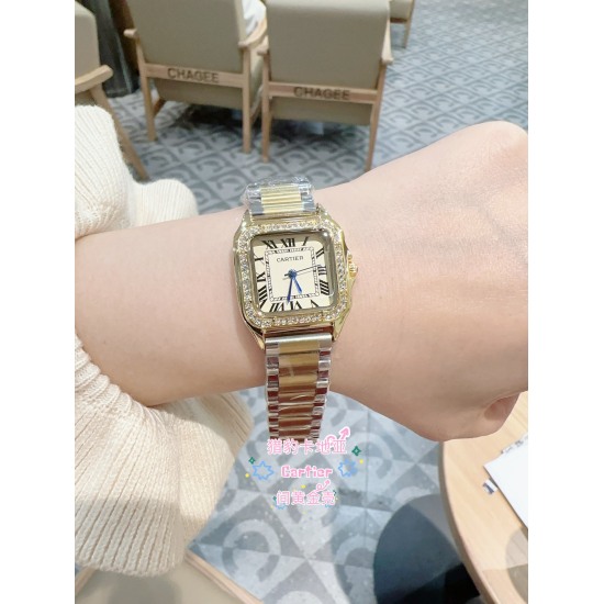20240408 Steel strip 165, Cartier ⌚ The cheetah watch, with its new Roman dial, is magnificent and unrestrained, conveying the aesthetic style conveyed by the Panther de Cartier cheetah. It has smooth lines, charming and charming, soft and fitting on the 