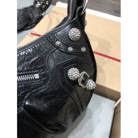 Batch 650 Balenciaga from Balenciaga in 20240324. Italian imported explosive pattern top layer cowhide tassel style small black nail (large bottom length 38cm * 24cm * 12cm) (medium bottom length 30cm * 19cm * 11cm/) (mini bottom length 23cm * 15cm * 22cm