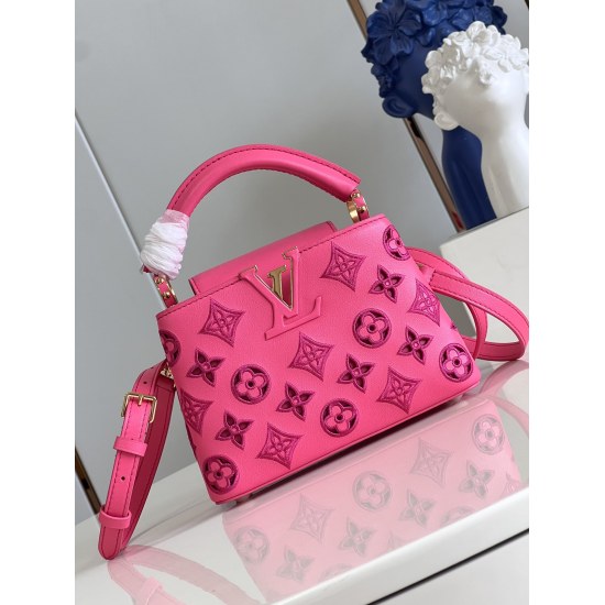 20231125 P1520 [Exclusive Real Shot M22863 Rose Red Embroidery/Mini] This Capucines mini handbag was created by Nicolas Ghesquire, highlighting the LV Broderie Anglaise theme of the brand's early autumn 2022 collection. The cow leather bag is embellished 