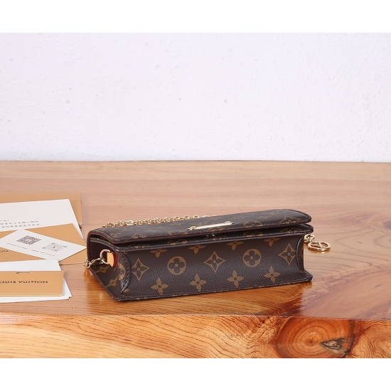 20231125 P470 ‼ Top grade original order, all steel hardware ‼ The Lily Wallet On Chain handbag is cut from Monogram canvas in a square shape, adorned with studs and Louis Vuitton logo plaques for the flip cover. Abundant space for easy storage of day and