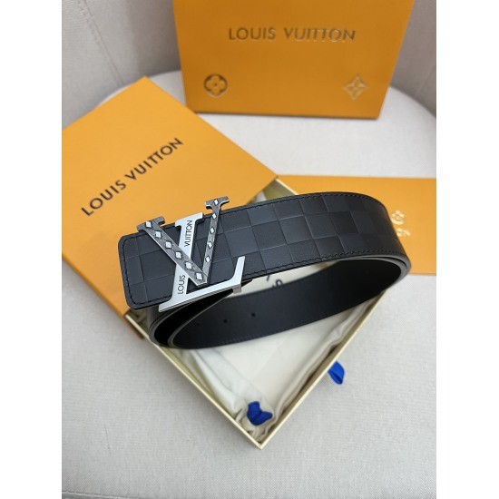 2023.12.14 Brands: LV, Louis, and Vuitton! Original single belt belt: Double sided use of counter quality, top layer of cowhide, 24k pure steel buckle, preferred for personal use, guaranteed genuine leather packaging: please refer to the pictures for coun