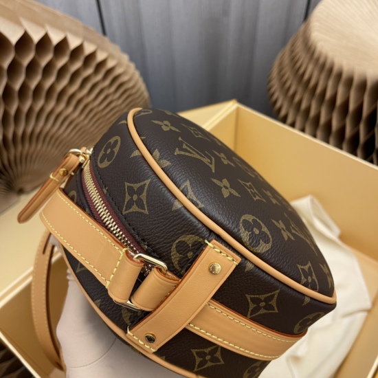 20231126 Internal Price P520 Original Order Enhanced Edition [Comprehensive Quality Upgrade] Exclusive real-life background photo, M45149 M45578 Nicolas Ghesquire draws inspiration from Louis Vuitton's travel heritage to create the Bote Chapeau Soul handb