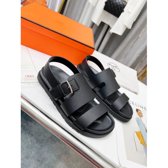 20240414 180. Men's version+10. Hermes ❤️ Male and Female Same Style Spring/Summer New Uncle Sandals with Strength Attacking Internet Celebrity Imported Cowhide ➕ Sheepskin~Casual Versatile Simple Instagram on Xiaohongshu Many internet celebrities are pla