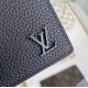 20230908 Louis Vuitton] Top of the line exclusive background M69980 Size: 10 x 19 x 2cm The brand new LV Aerogram Brazza wallet emphasizes the delicate texture of grain calf leather, and is low-key branded with metal LV letters. The compartments and slots
