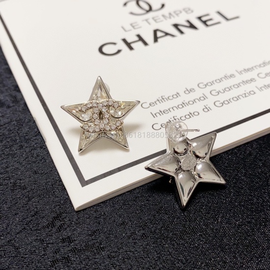2023.07.23 CHANEL Chanel Double C Letter Pentagram ⭐ Full diamond earrings ❤️  The new original version is exactly the same as the original order, and every detail of the product is comparable to that of the counter. The authentic product is a perfect mod