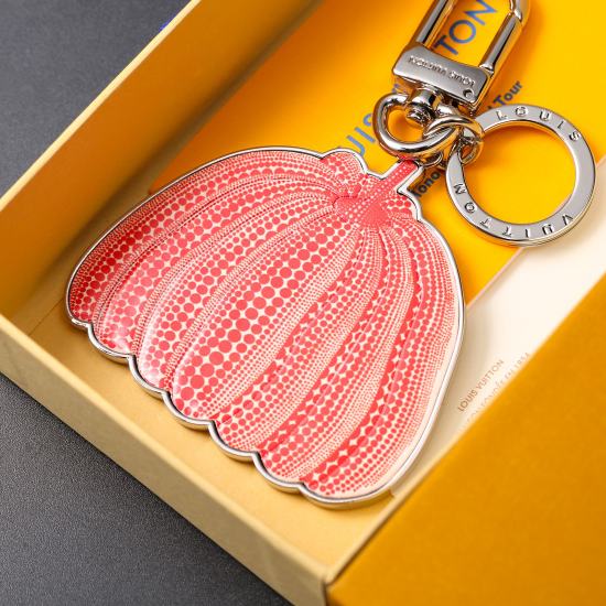 2023.07.11  New Product ❗ M01103 LV Yayoi Kusama pumpkin key chain pendant in three colors ☀️ Louis Vuitton LV Yayoi Kusama pumpkin key chain pendant ☀️ The original logo is indeed exquisite and the texture is really great