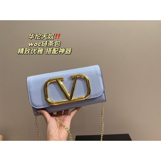2023.11.10 P135 box matching ⚠️ Size 23.11 Valentino woc chain bag unlocks fashionable charm cool and cute The most beautiful girl in the whole street