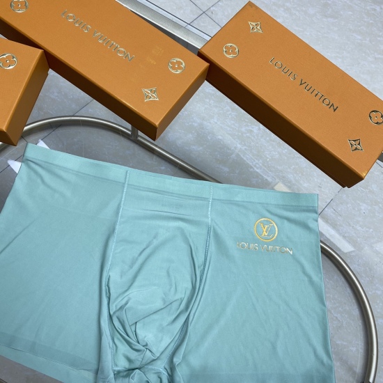 New product on December 22, 2024! 1V fashionable men's underwear! Foreign trade company cooperation order, lightweight and transparent design, using imported ice silk fabric, lightweight, breathable and smooth, seamless cutting, wearing without binding fe