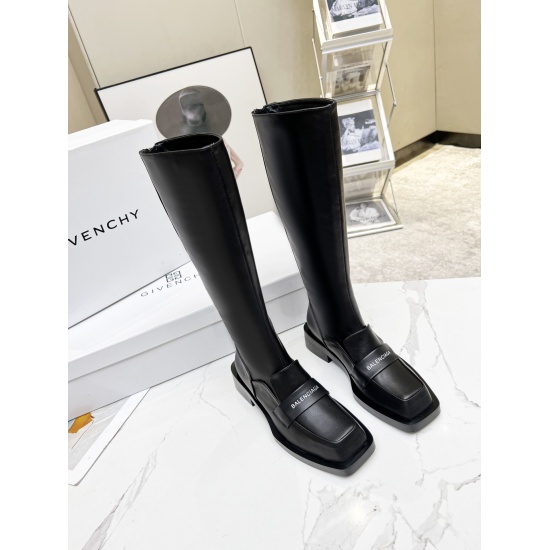 20240410 Balenciag Balenciag TROOPER square toe full leather boots, original 1:1, with a three-dimensional printing process letter log on the upper, exploring the concept of originality and appropriation in the fashion industry. Comfortable to wear, high-