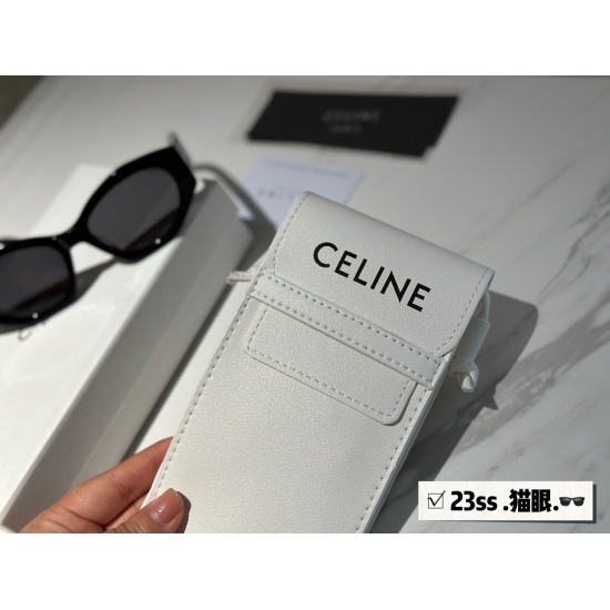 2023.10.30 220 complete package # sisters! Blow out these sunglasses! Celine's Arc de Triomphe glasses/sunglasses are really versatile and beautiful! I personally think it is suitable for all facial shapes and looks very small on the face!! Unlike traditi