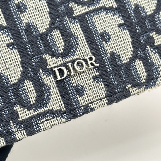 2023.09.27 Brand: Dior D43