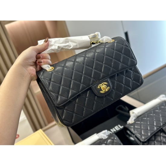 On October 13, 2023, 250 comes with a folding box airplane box size: 25cm Chanel. We have been working very hard to make caviar fabric that is very comfortable for other goods on the market! No matter who you are, hold it steady ✔ : ✔ :,