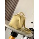 20240325 P850 Geometry Bag 24CM Puzzle Handbag! The original imported lychee grain cowhide Luo family's popular geometric bag Puzzle handbag is the first handbag launched by creative director Jonathan Anderson for L0EWE. The rectangular shape and precise 