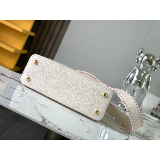 20231125 P1350 [Premium Original Leather M21121 Pearl White Woven Gold Buckle] This CAPUCINES Medium size handbag highlights the exquisite craftsmanship of Louis Vuitton. The color details of the Taurillon leather body, handle, and shoulder strap contrast