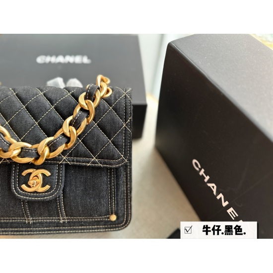 2023.10.13 280 box size: 22 * 20cm Praised Chanel denim shoulder!! I was really amazed! Xiaoxiangjia Cowboy Blue Postman backpack backpack: portable: backpack