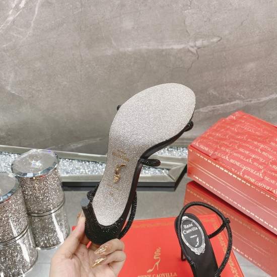 Exclusive P290R ᴇ on December 19, 2023 ɴ ᴇ C ᴀᴏᴠ ɪʟʟ ᴀ | 2023s explosive new CLEO series, ultra-high heels crystal high heels sandals. Simplicity yet hidden mystery, with a little light, the entire shoe upper shines brightly. Elegant yet individualistic 〰