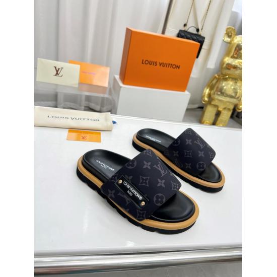 2024.01.05 LOUIS VUITTON | Louis Vuitton's latest popular Velcro collection for spring/summer 2023... Couple style thick soled slippers purchasing level rare products are on the rise Ѕ Ꮗ єє T- ▪️ Upper: LV imported 5D printed floral fabric, leather lining