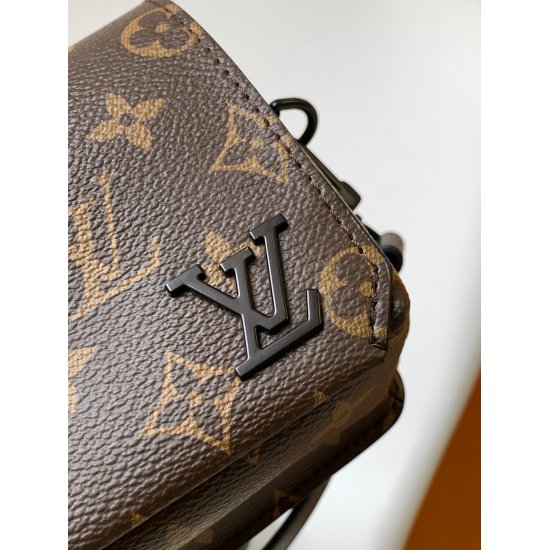 20231125 P530M82085 [Old Flower] Top of the line original Flap mini handbag is made of cowhide leather, and its cut edges are inspired by the LV Aerogram series's creation of old French aviation letterhead. LV lettering details, magnetic snap flip open am