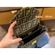 2023.10.26 220 145 Box size: 18 * 14cm (small) 23 * 17cm (large) Fendi Old Flower Kangkang Bag/Envelope Bag Longzhong Recommended 18cm! It's really perfect! Small and cute enough to hold your phone! Love, love!