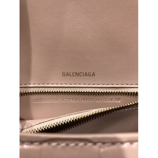 Batch 650 Balenciaga from Balenciaga in 20240324. Italian imported explosive pattern top layer cowhide tassel style small black nail (large bottom length 38cm * 24cm * 12cm) (medium bottom length 30cm * 19cm * 11cm/) (mini bottom length 23cm * 15cm * 134c