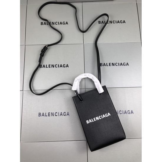 Batch 650 Balenciaga from Balenciaga in 20240324. Italian imported explosive pattern top layer cowhide tassel style small black nail (large bottom length 38cm * 24cm * 12cm) (medium bottom length 30cm * 19cm * 11cm/) (mini bottom length 23cm * 15cm * 62cm