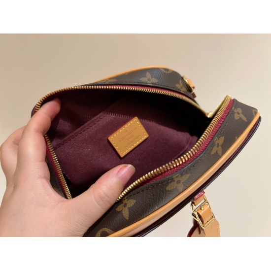 2023.10.1 240 with folding box ➕ Environmental protection box size: 20 * 15cmL Home Deauville camera bag is the latest to be launched! Naikan! Practical and able to fit! Old Flower Classic! Original leather+original hardware+absolute premium goods of the 