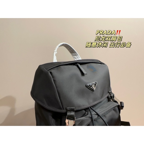 2023.11.06 P260 ⚠️ Size 26.40 Prada nylon backpack, both boys and girls go out shopping and wear good things. The upper body is mischievous and casual, and the nylon material of the parachute is super durable
