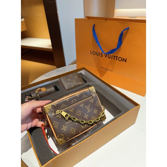August 14, 2023 LV/Louis Vuitton Box Bag ➕ wallet ➕ Mouth red envelope combination box set size 18cm gift box packaging