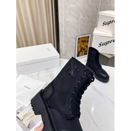 2024.01.05 270 Celine2022 strap boots, it has to be said that Celine's current cool hook style is well handled! A pair of super cool boots that are both tall and slim for a small person. These shoes are all good, haha. They are made of nylon fabric, so co