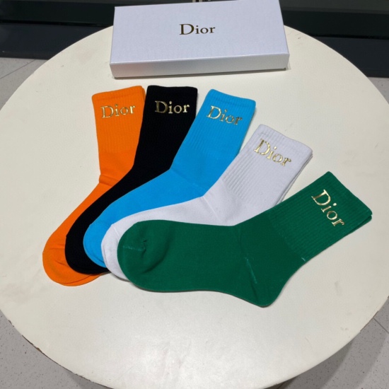 2024.01.22 Dior counter latest design version [Wow] [Wow] Pure cotton quality! Comfortable and breathable to wear! Fashionable trend [eating melons] Hot stamping technology, one box with 5 pairs in