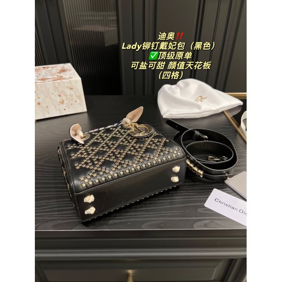 2023.10.07 Four grid P280 folding box ⚠️ Size 20.18 Three grid P275 folding box ⚠️ Size 17.15 Dior Rivet Princess Bag ✅ The top-level original order is completely paired with a magical tool, daily commuting, fashionable and classic, and can be easily cont