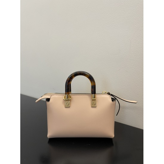 2024/03/07 Original order 750 special grade 870 pink in stock ✔️ The FEND1 brand new Mini ByThe Way mini handbag features a pure and minimalist ByTheWav silhouette combined with tortoiseshell handles, giving it a personalized and lovable mini look. The sm