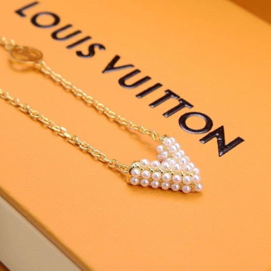 20240411 BAOPINZHIXIAO has died in the United States ✨✨ LV Louis Vuitton's New Pearl Necklace 18