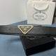 2023.08.07 PRADA (Prada) counter's latest belt is decorated with a triangular metal logo as a finishing touch to outline exquisite details. It is the ideal accessory for Prada men's ready to wear series. Width 3.5