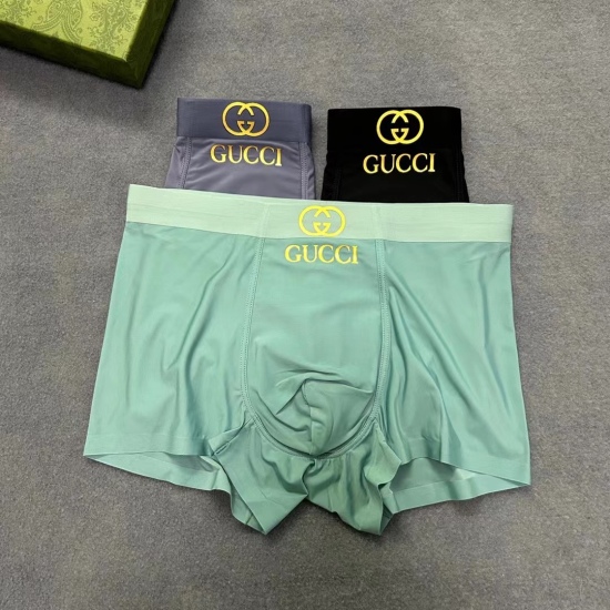 New product on December 22, 2024! GUCCI's must-have foreign trade order for trendy men, original quality, seamless cutting technology, scientific matching of 91% modal+9% spandex, silky, breathable and comfortable! Stylish! Not tight at all, designed acco