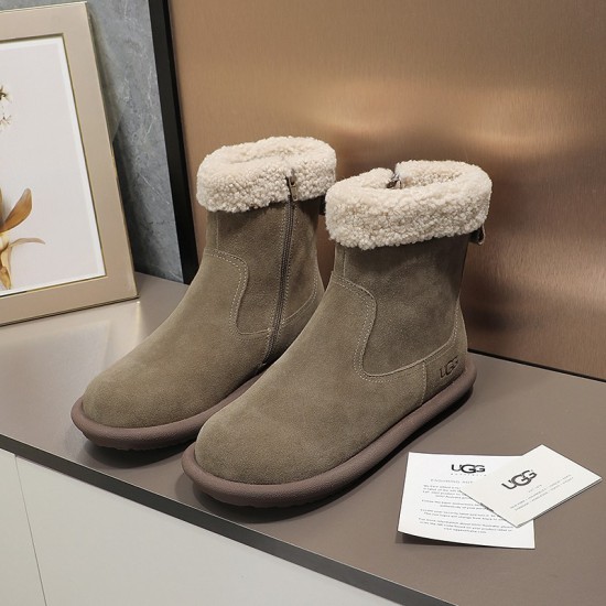 2024.01.05 280 UGG curly thin sole boot lining: Lamb wool gives you warmth throughout the winter with a double layered leather and fur integrated upper that is comfortable and soft. The sharp lines outline a unique silhouette, exuding confidence and fashi