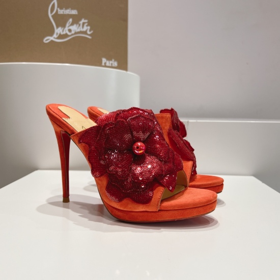 20240414 Top Edition Original Box P330 Christian Louboutin | 2024s Original Goods Manufacturing Heavy Industry CL New Showy High Heels~ ❤ Upper: A stunning new design that showcases roses on the toes, sewn from petals to flowers, and all crystal inlays ar