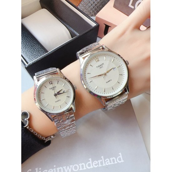 20240417 Latest White 190. Gold 210. Steel ➕ 20 TISSOT ✨  The grand debut of the all-new Carson Zhen Me series couple watch symbolizes being true to oneself every moment. Every identity is the result of one's desires. Every year, my true self is unique an